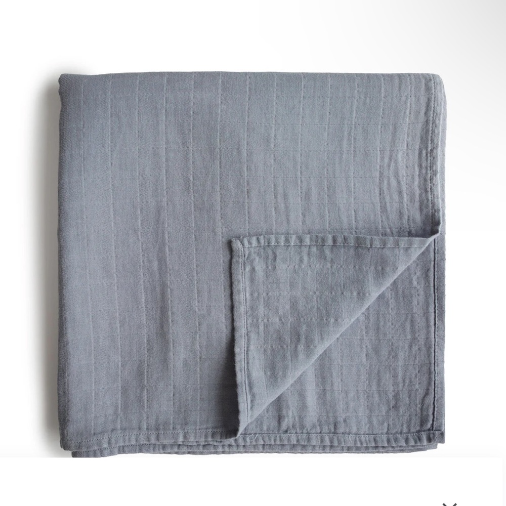 Mushie organic cotton Muslim blanket